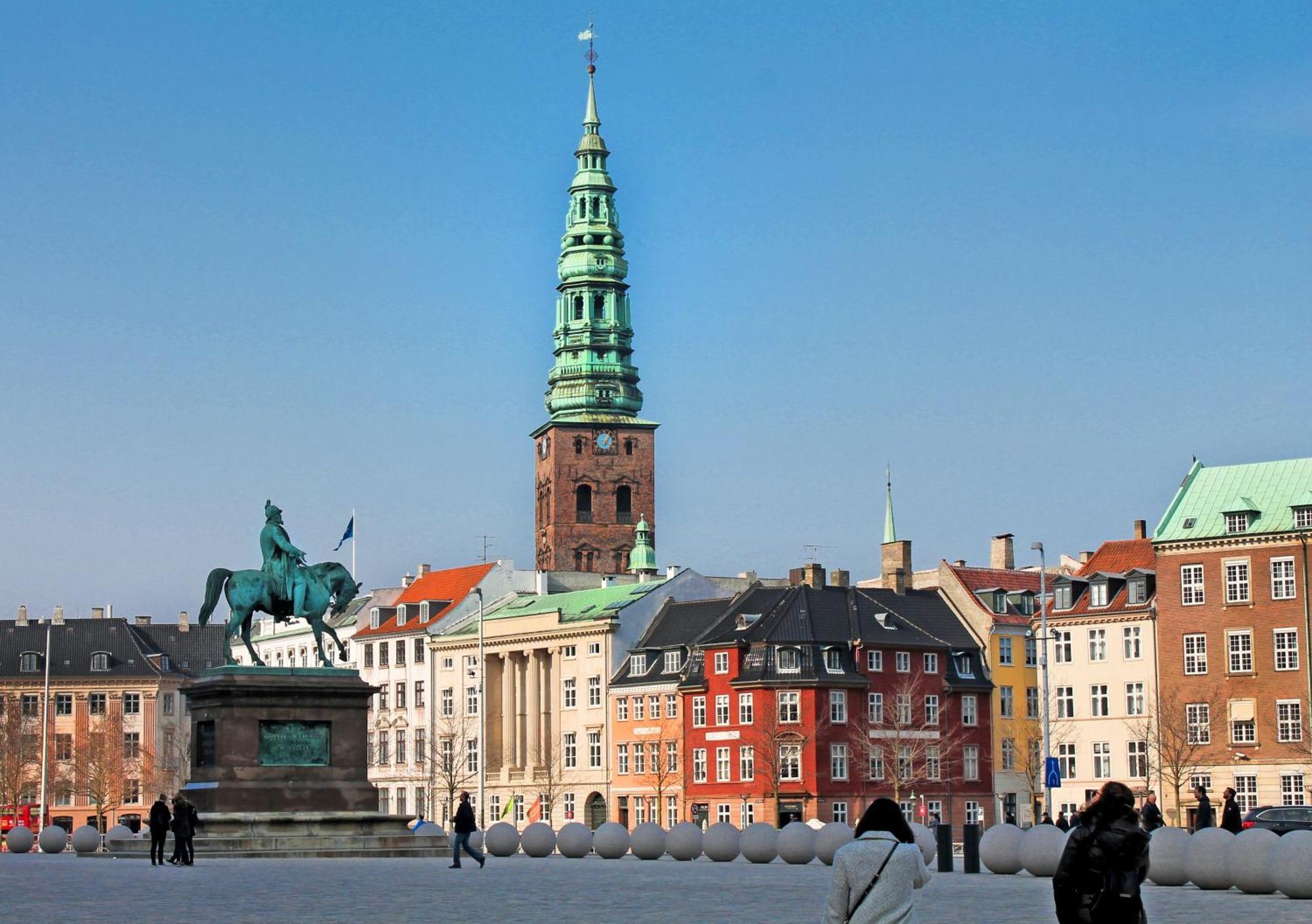 Perfect Apartment For Friends & Families In Central Köpenhamn Exteriör bild