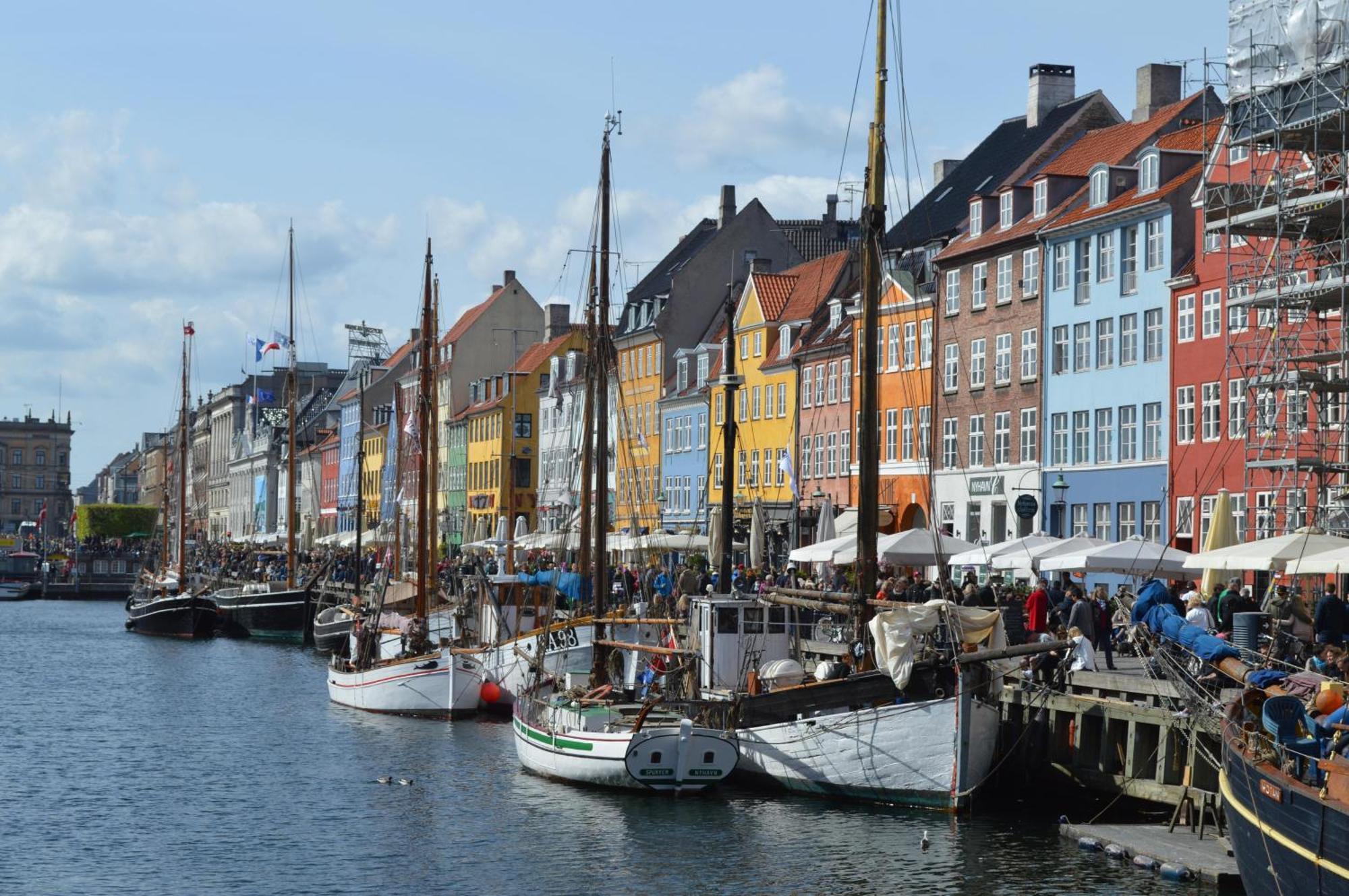 Perfect Apartment For Friends & Families In Central Köpenhamn Exteriör bild